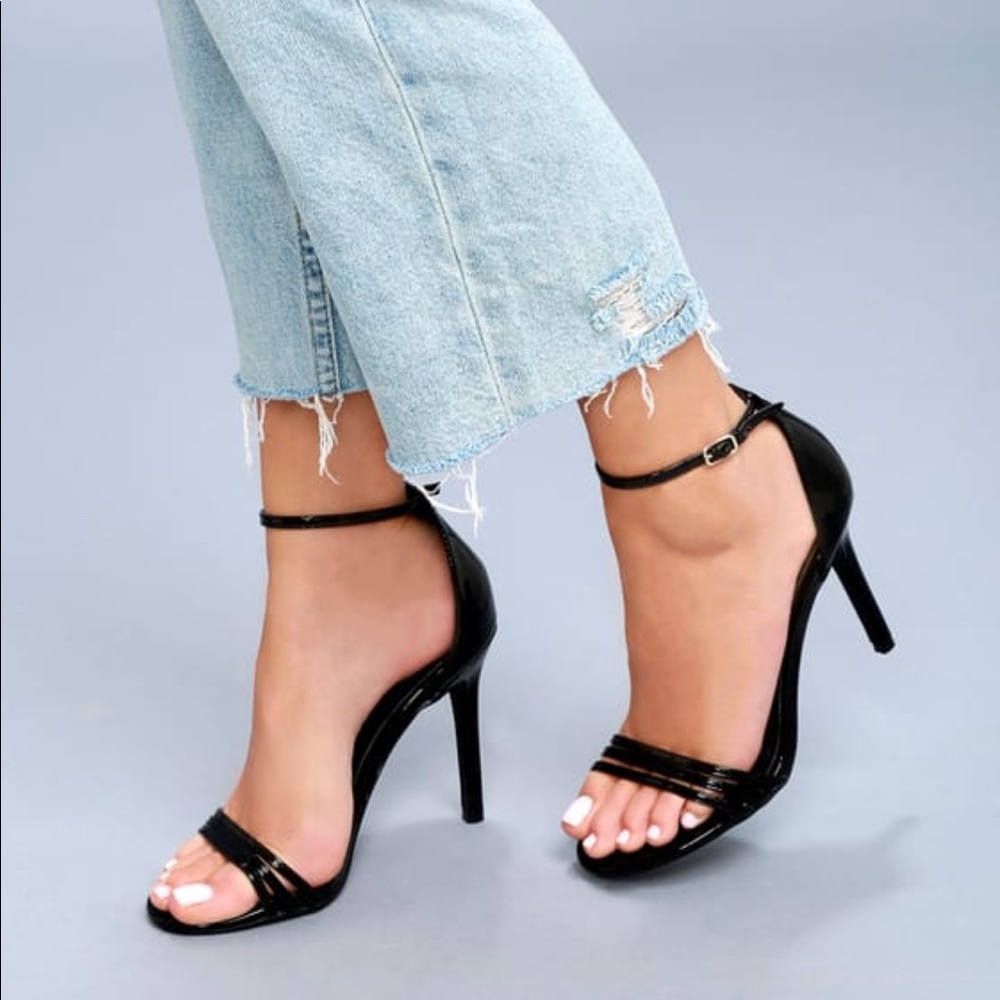 IVA BLACK PATENT ANKLE STRAP HEELS